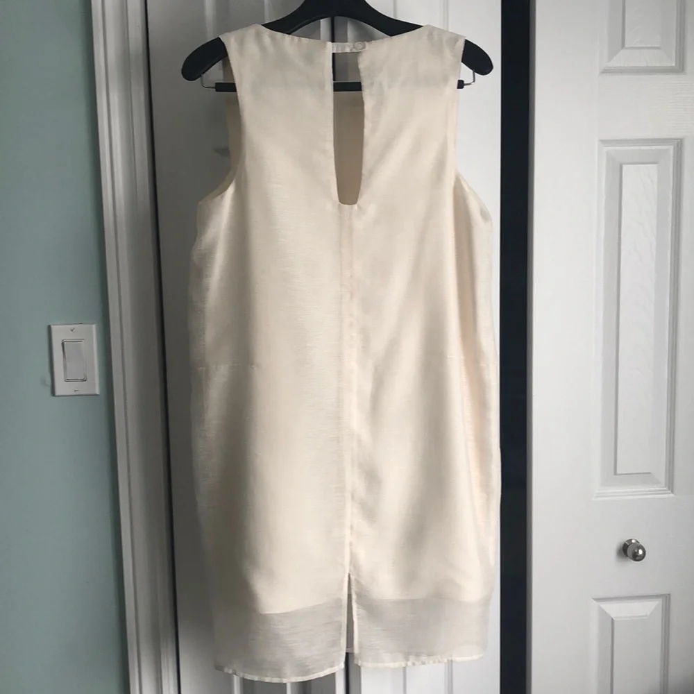 COPY - Cream dress - Picture 2 of 4